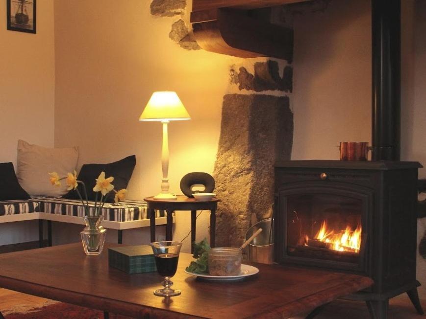 La Petite Aze Vakantiehuis Saint-Coulomb