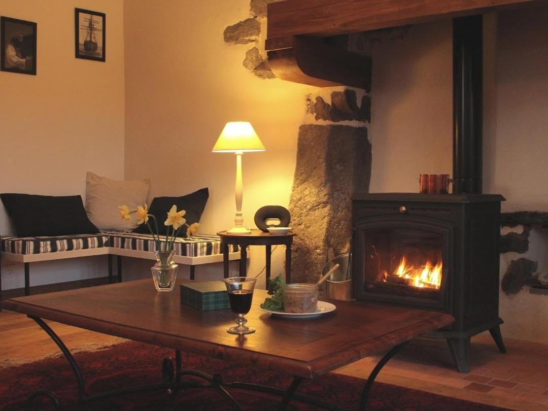 Holiday home La Petite Aze Saint-Coulomb